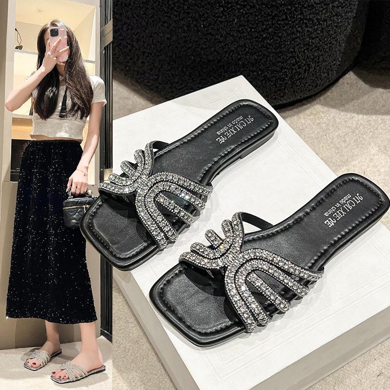 欧美跨境纯色新款码轻便平底拖鞋女水钻装饰夏季2026外贸批发大码